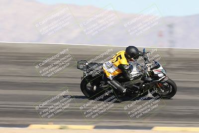 media/May-10-2025-Race Pace (Sat) [[db32fef2da]]/Vested/3-Bowl Set 1 (9am)/